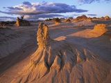 Rock Formations in Mungo National Park Photographie par Theo Allofs
