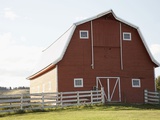 Barn in rural landscape Fotografisk trykk av Marnie Burkhart
