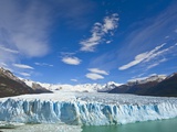 Perito Moreno Glacier and Patagonian Andes Photographie par John Eastcott & Yva Momatiuk