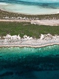 Aerial View of Exuma Cays, Bahamas Photographie par Onne van der Wal