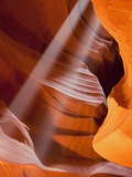 USA Arizona Upper Antelope Canyon Sunbeams Fotografie-Druck von Fotofeeling 