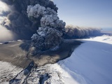 Eyjafjallajokull volcano erupting in Iceland Photographic Print by Paul Souders