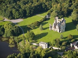 Ruins of Old Wardour Castle Lámina fotográfica por Jason Hawkes Ruins of Old Wardour Castle Lámina fotográfica por Jason Hawkes