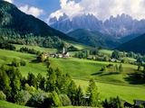 Santa Maddalena church in the Dolomites Mountains Fotografisk tryk af Blaine Harrington