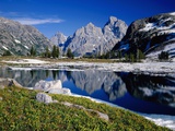 Grand Teton Behind Lake Solitude Lámina fotográfica por James Randklev