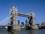 Tower Bridge in London Fotografie-Druck von David Ball