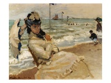 Camille [Monet] on the Beach, Trouville Lámina giclée por Claude Monet
