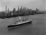 S.S. Washington on the Hudson River Photographic Print