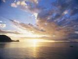 Boating Under Sunset in the Gulf of Nicoya Fotografie-Druck von Macduff Everton