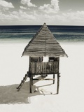 Lifeguard Station on Beach Fotografie-Druck von Franco Vogt