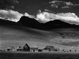 Log Buildings, 1969 Fotografie-Druck von Brett Weston