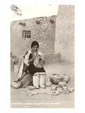 Acoma Pueblo Indian Woman Decorating Pottery Pósters Acoma Pueblo Indian Woman Decorating Pottery Pósters