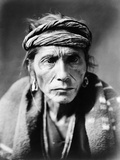 Navajo Man, C1905 Lámina fotográfica por Edward S. Curtis