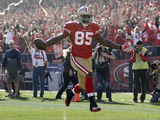 San Francisco 49ers and New Orleans Saints: Vernon Davis Photographic Print by Paul Sakuma