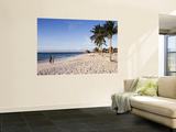 Couple on Eagle Beach Prints by Holger Leue