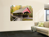 Covered Bridge over Pemigewasset River, White Mountains Art par Gareth McCormack