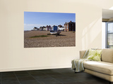 Pebble Beach and Seafront Buildings Affiches par Neil Setchfield