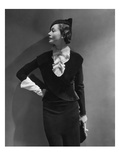 Vogue - September 1933 - Toto Koopman Turned to Profile Premium Photographic Print by George Hoyningen-Huené