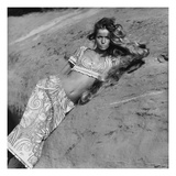 Vogue - June 1968 - Veruschka Baring her Midriff Premium Photographic Print by Franco Rubartelli