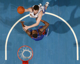 New York Knicks v Minneapolis Timberwolves, Minneapolis, MN, Feb 11: Kevin Love, Iman Shumpert Photographie par David Sherman