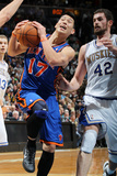 New York Knicks v Minneapolis Timberwolves, Minneapolis, MN, Feb 11: Jeremy Lin, Kevin Love Photographie par David Sherman