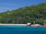 Town of La Passe Harbor, Island of La Digue, Seychelles Fotografisk tryk af Cindy Miller Hopkins