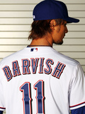 Surprise, AZ - February 28: Texas Rangers Photo Day - Yu Darvish Fotografie-Druck von Jamie Squire