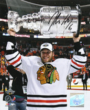 Jordan Hendry Chicago Blackhawks with 10 Champs Inscription Photo