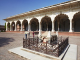 Diwan-I-Am (Hall of Public Audiences) in Agra Fort, Agra, Uttar Pradesh, India Photographic Print by Ian Trower