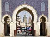 City Gate of Bab Boujeloud (Blue Gate), Medina, Fez (Fes), Morocco, North Africa, Africa Photographie par Guy Edwardes