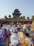 Street Market and Temple at Durbar Square, Kathmandu, Nepal, Asia Fotografisk tryk af Christian Kober Street Market and Temple at Durbar Square, Kathmandu, Nepal, Asia Fotografisk tryk af Christian Kober