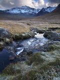 Glen Brittle and the Cuillin Mountains on a November Afternoon, Isle of Skye, Scotland, Uk Lámina fotográfica por Jon Gibbs Glen Brittle and the Cuillin Mountains on a November Afternoon, Isle of Skye, Scotland, Uk Lámina fotográfica por Jon Gibbs