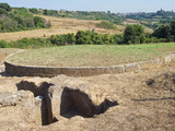 Etruscan Necropolis of Ara Del Tufo, Tumulus Tomb, Tuscania, Viterbo, Lazio, Latium, Italy, Europe - Fotografik Baskı Etruscan Necropolis of Ara Del Tufo, Tumulus Tomb, Tuscania, Viterbo, Lazio, Latium, Italy, Europe - Fotografik Baskı