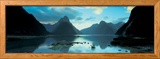 South Island, Milford Sound, New Zealand Lámina fotográfica enmarcada por Panoramic Images South Island, Milford Sound, New Zealand Lámina fotográfica enmarcada por Panoramic Images