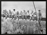 Almoço no Alto de um Arranha céu, c.1932 Posters por Charles C. Ebbets Almoço no Alto de um Arranha céu, c.1932 Posters por Charles C. Ebbets