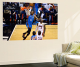 Miami, FL - June 17: Kevin Durant and LeBron James Reproduction murale géante par Ronald Martinez