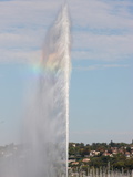 Jet D'Eau, the World's Tallest Fountain, on Lake Geneva (Lake Leman), Geneva, Switzerland, Europe Fotografie-Druck von  Godong