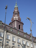 Christiansborg Palace and Statues, Copenhagen, Denmark, Scandinavia, Europe Photographie par Frank Fell