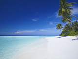 Tropical Beach and Lagoon, Maldives, Indian Ocean, Asia Lámina fotográfica por Sakis Papadopoulos Tropical Beach and Lagoon, Maldives, Indian Ocean, Asia Lámina fotográfica por Sakis Papadopoulos