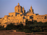 St. Paul's Cathedral and City Walls, Mdina, Malta, Mediterranean, Europe Photographie par Stuart Black