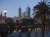 St. Paul's Cathedral, City Centre and Yarra River at Dusk, Melbourne, Victoria, Australia, Pacific Photographie par Nick Servian
