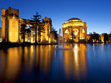 Palace of Fine Arts Illuminated at Night, San Francisco, California, United States of America, Nort Photographie par Gavin Hellier
