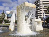 Albatross Fountain by Tanya Ashley in Frank Kitts Park, Wellington, North Island, New Zealand, Paci Photographie par Richard Cummins