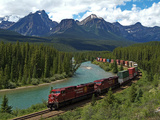 Morants Curve, Bow River, Canadian Pacific Railway, Near Lake Louise, Banff National Park, UNESCO W Photographie par Hans-Peter Merten