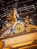 Statue of Mercury and Clock on the 42nd Street Facade of Grand Central Terminus Station, Manhattan, Photographie par Gavin Hellier