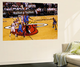 Miami, FL - June 21:  Miami Heat and Oklahoma City Thunder Game Five, Chris Bosh and Serge Ibaka Reproduction murale géante par Mike Ehrmann