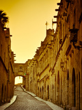 Avenue of the Knights (Ippoton Street), Rhodes Town, Rhodes, Greece Photographie par Doug Pearson