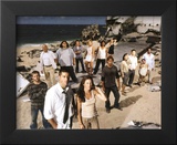 Lost (Group on Beach) Glossy Photograph - TV Framed Photographic Print