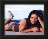 Lost (Kate Austen on Beach) Glossy TV Photo Photograph Print Framed Photographic Print