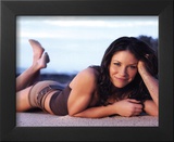 Lost (Kate Austen on Beach) Glossy TV Photo Photograph Print Framed Photographic Print